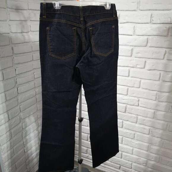 DKNY SOHO Jeans Ladies Size 10S Dark Wash Slight Flare Blue Jeans - Picture 2 of 15